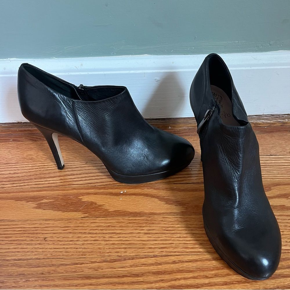 Vince Camuto Women's Elvin Platform Bootie Ankle Boot Black 9M 39